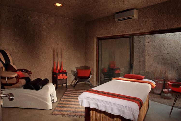 Sabi Sabi Earth Lodge Amani Spa Treatment