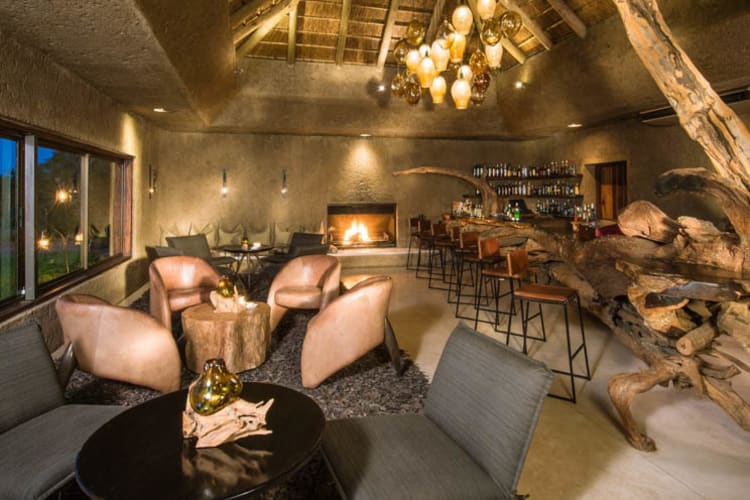 Sabi Sabi Earth Lodge Bar