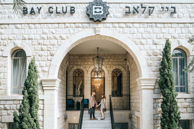 Bay Club Exterior