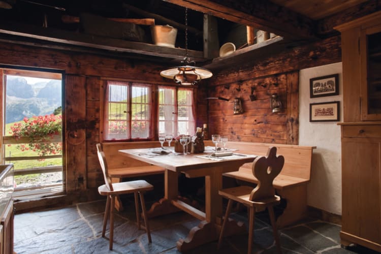 Gstaad Palace The Walig Hut Dining table