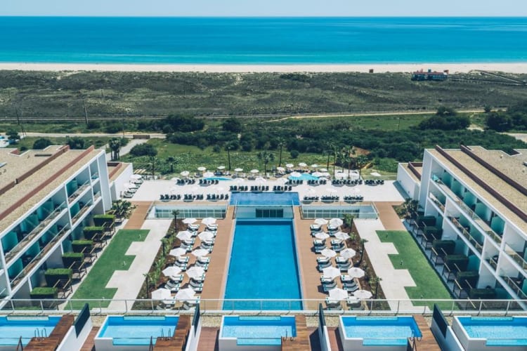 Pool, sea and beach