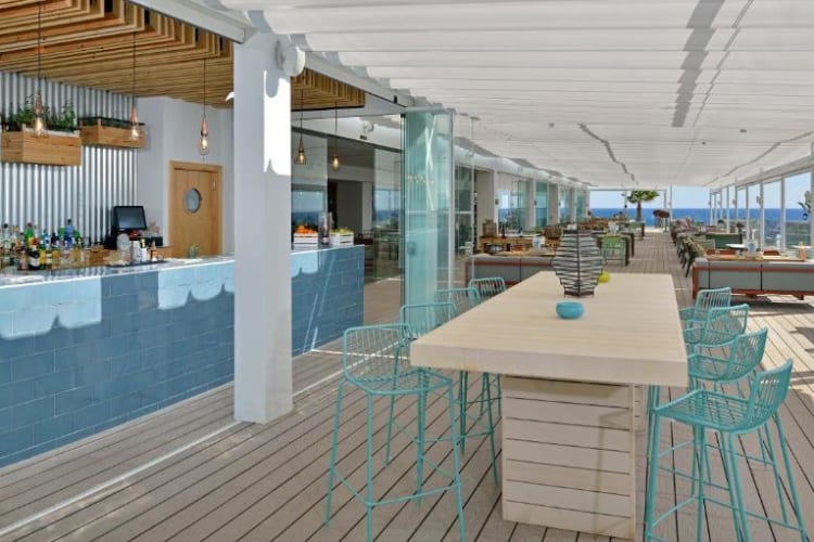 Bar area