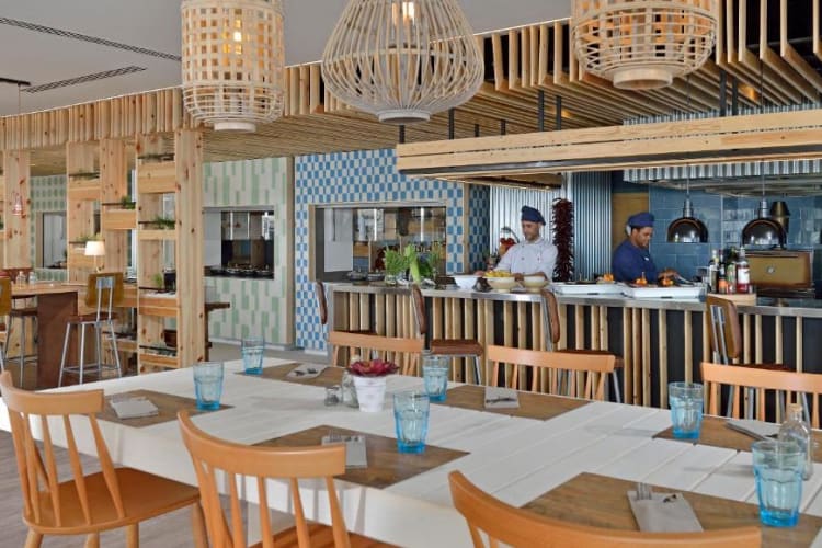 Open kitchen