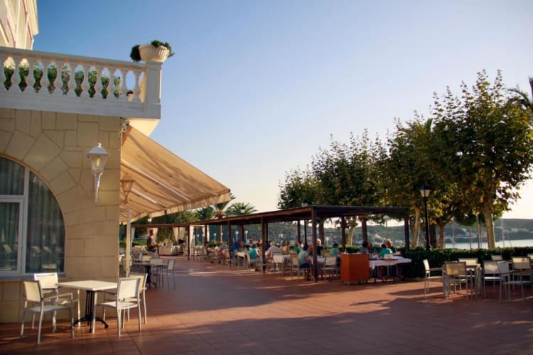 Outdoor terrace