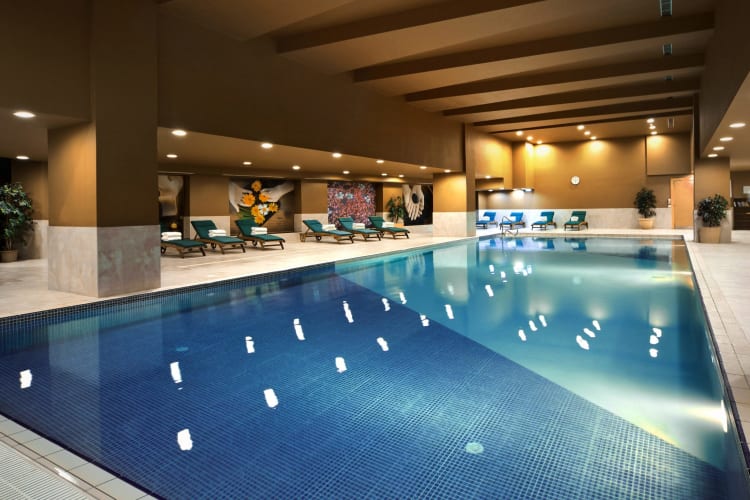 Hotel pool st julians hotel intercontinental malta