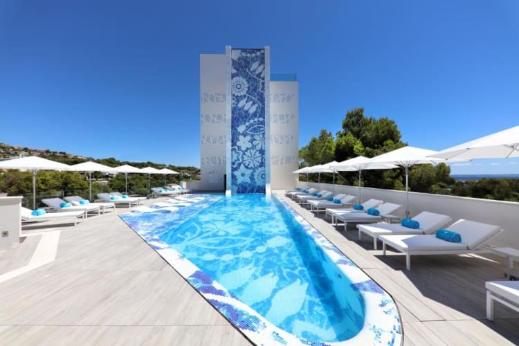 Pool area