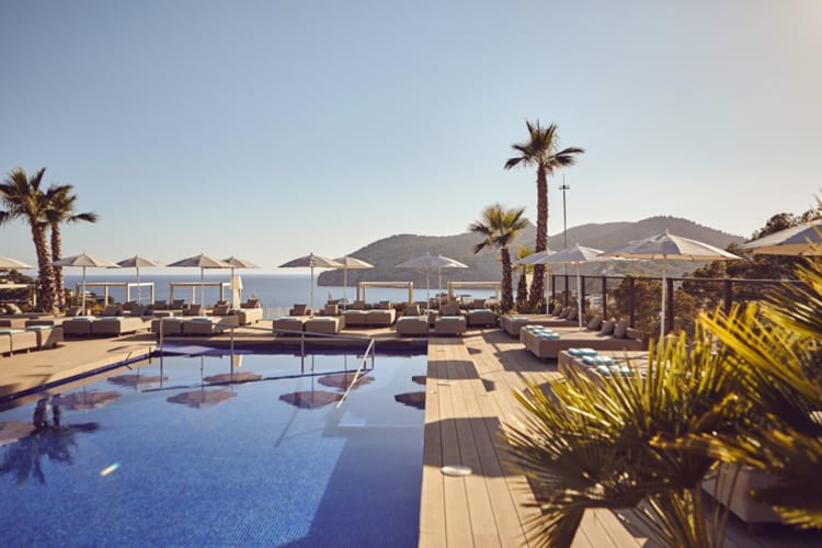 Sky pool