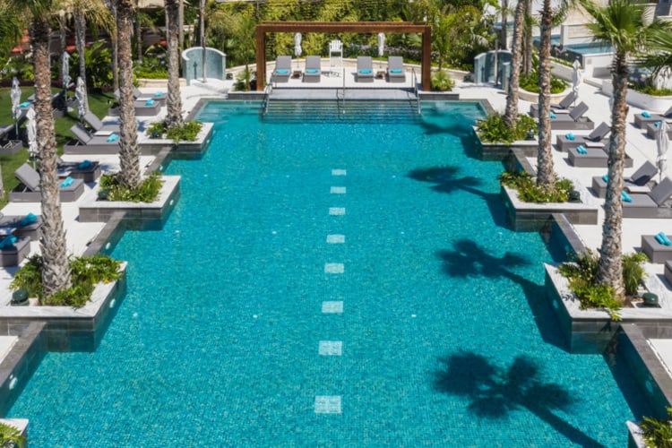 Amavi Pool