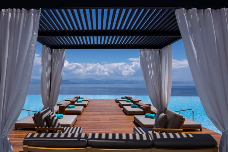 Infinity pool 3