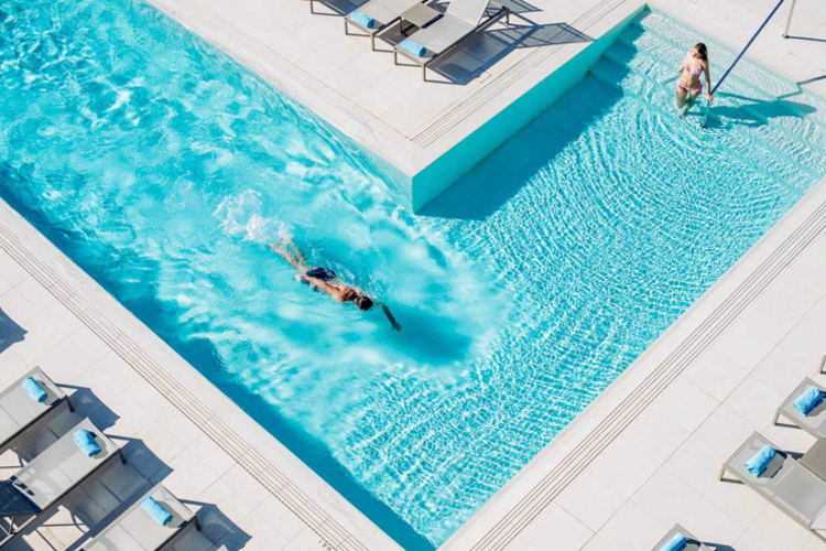 Pool 06