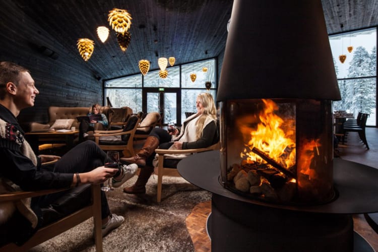 Rakas Restaurant Lounge
