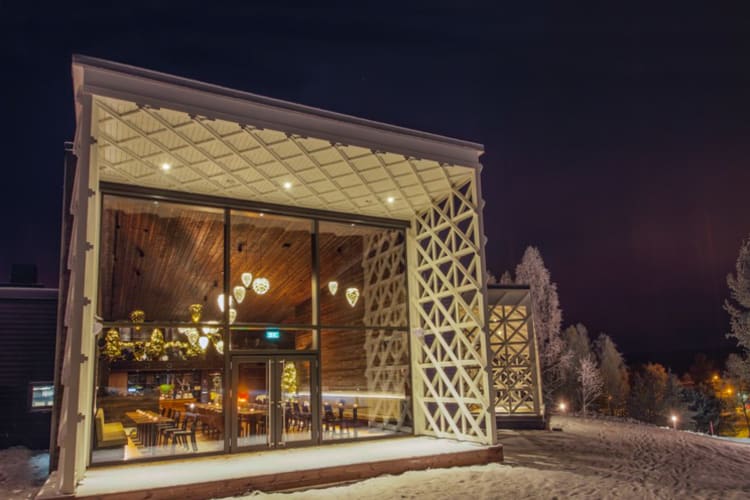 Rakas Restaurant of Arctic TreeHouse Hotel Winter view