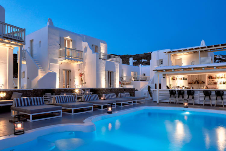 Pool bar