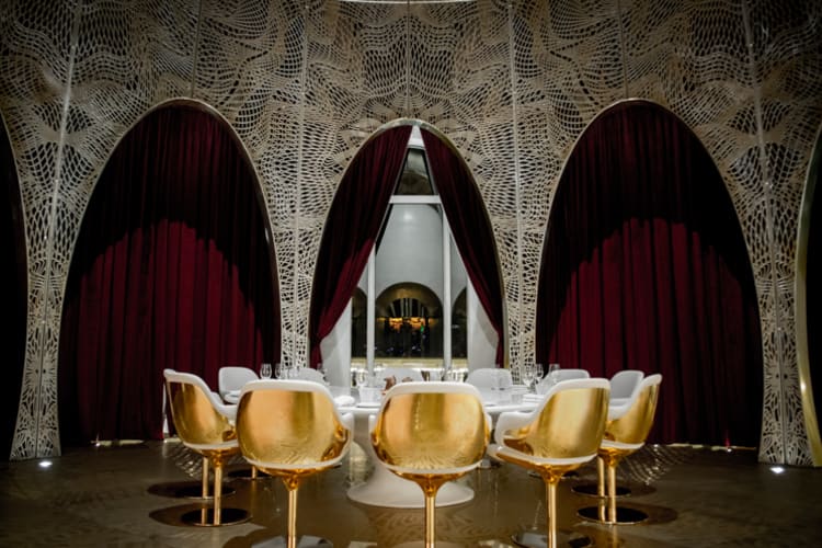 Raffles Club Lounge