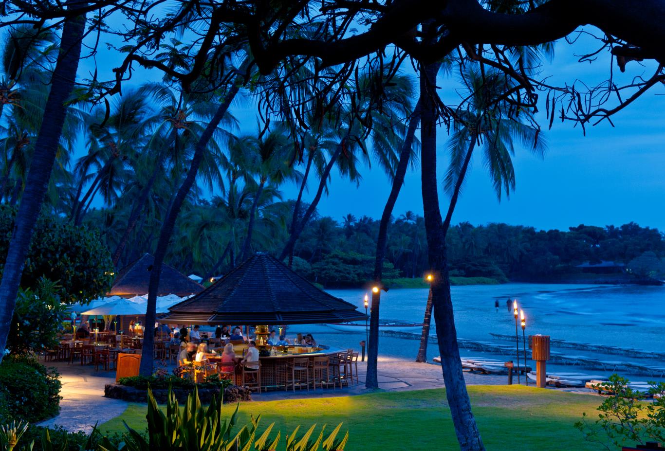 Hotel-Grounds