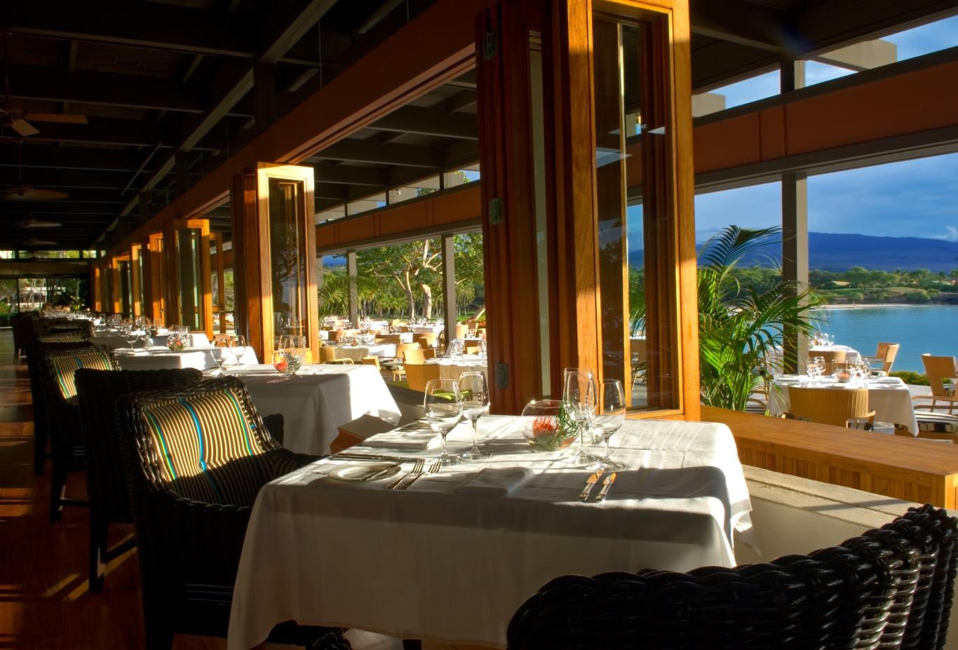Manta-and-Pavilion-Wine-Bar