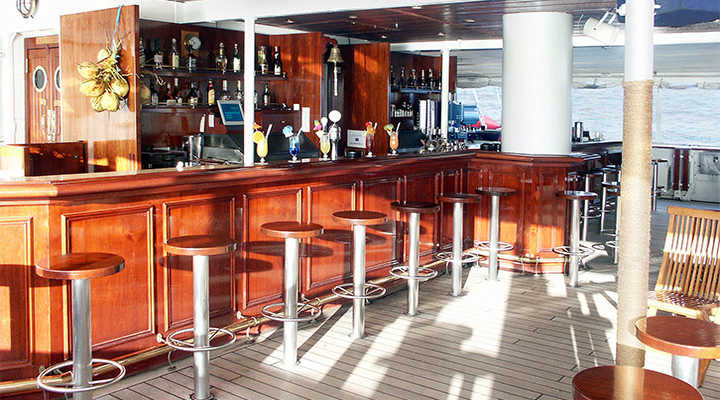 Tropical Bar