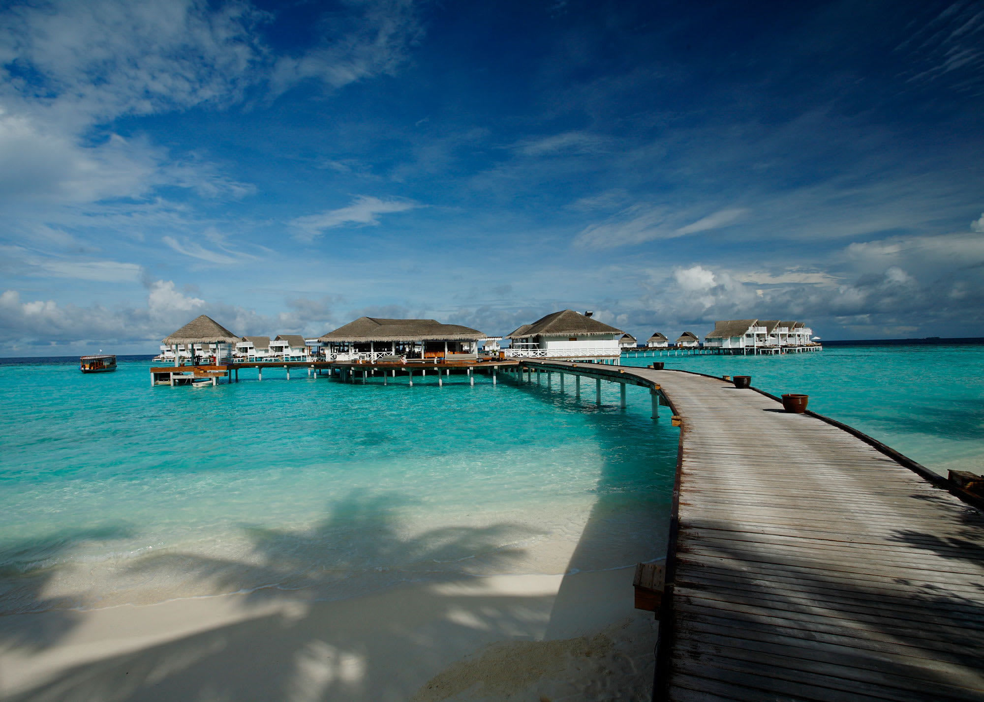 Centara Maldives Indian Ocean Paradise | Destinology Special Offers