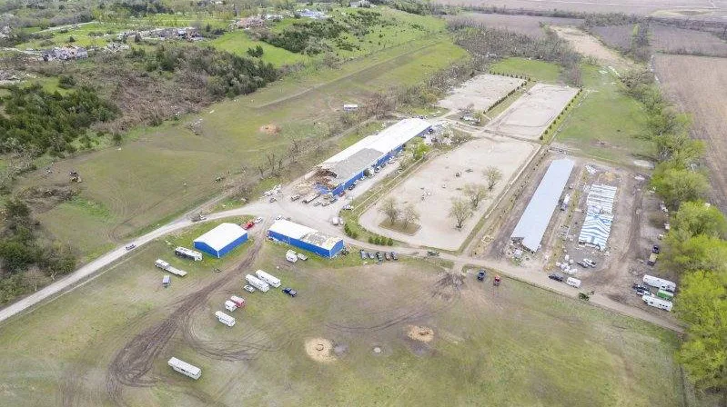 Tornado Strikes Quail Run Horse Centre During Competition - The