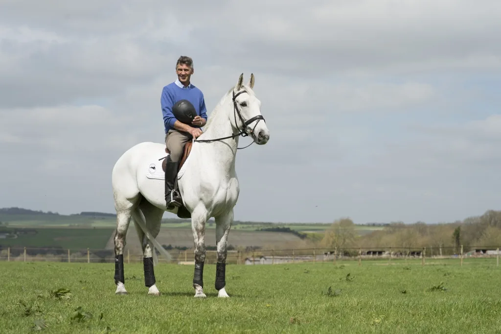 Avebury.jpg