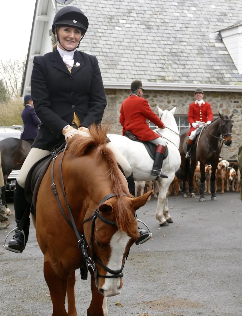 On her trip to England Theresa Sanders also hunted with the South Devon Hunt. Photo courtesy of Theresa Sanders