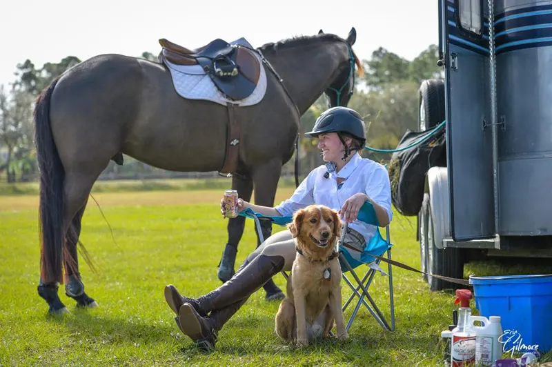 AnnGlavanRobyMojiColumnErinGilmore