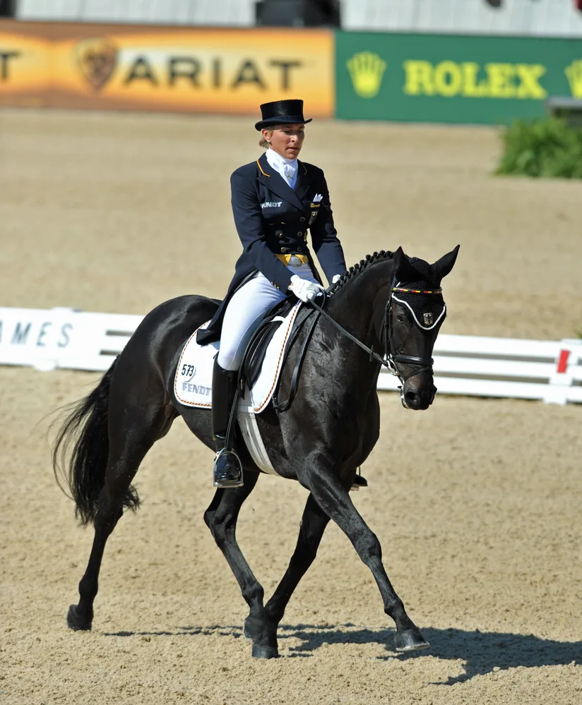 Ingrid-Klimke-WEG-Dressage-Micklem.jpg