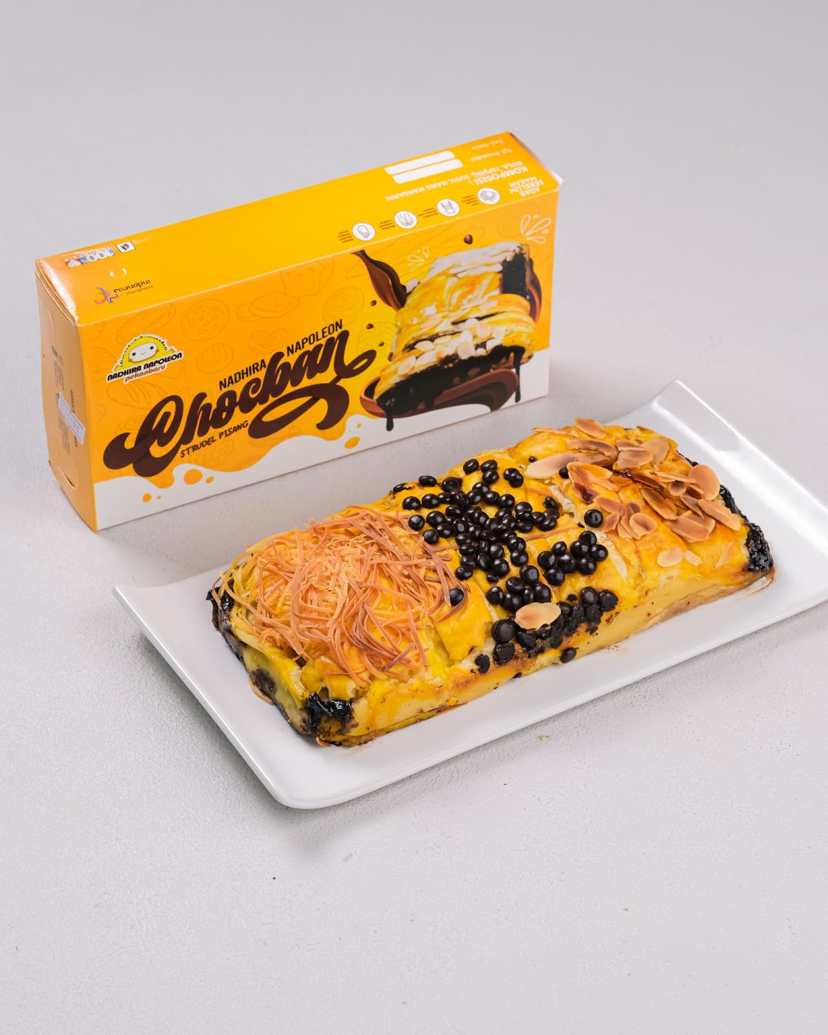 Strudel Pisang Cokelat Keju