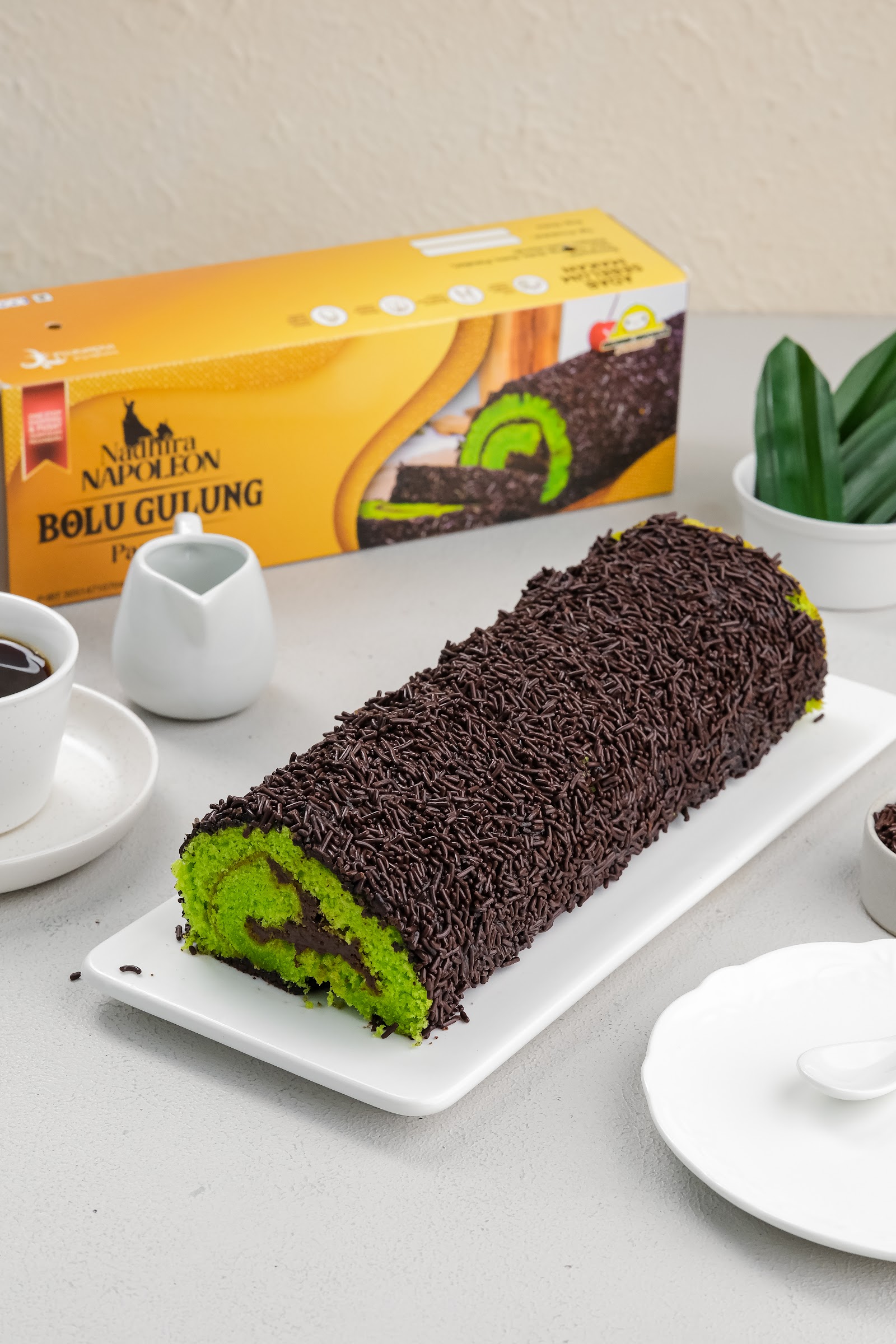Bolu Gulung Pandan Meses