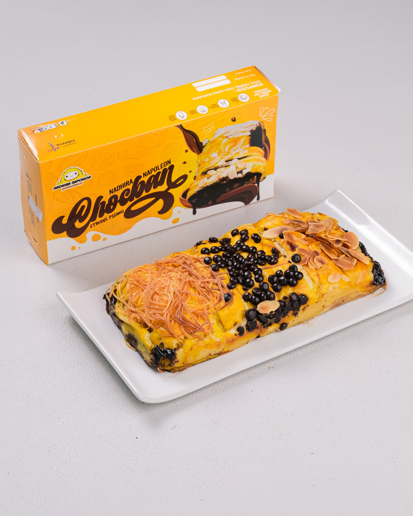 Strudel Pisang Cokelat Keju