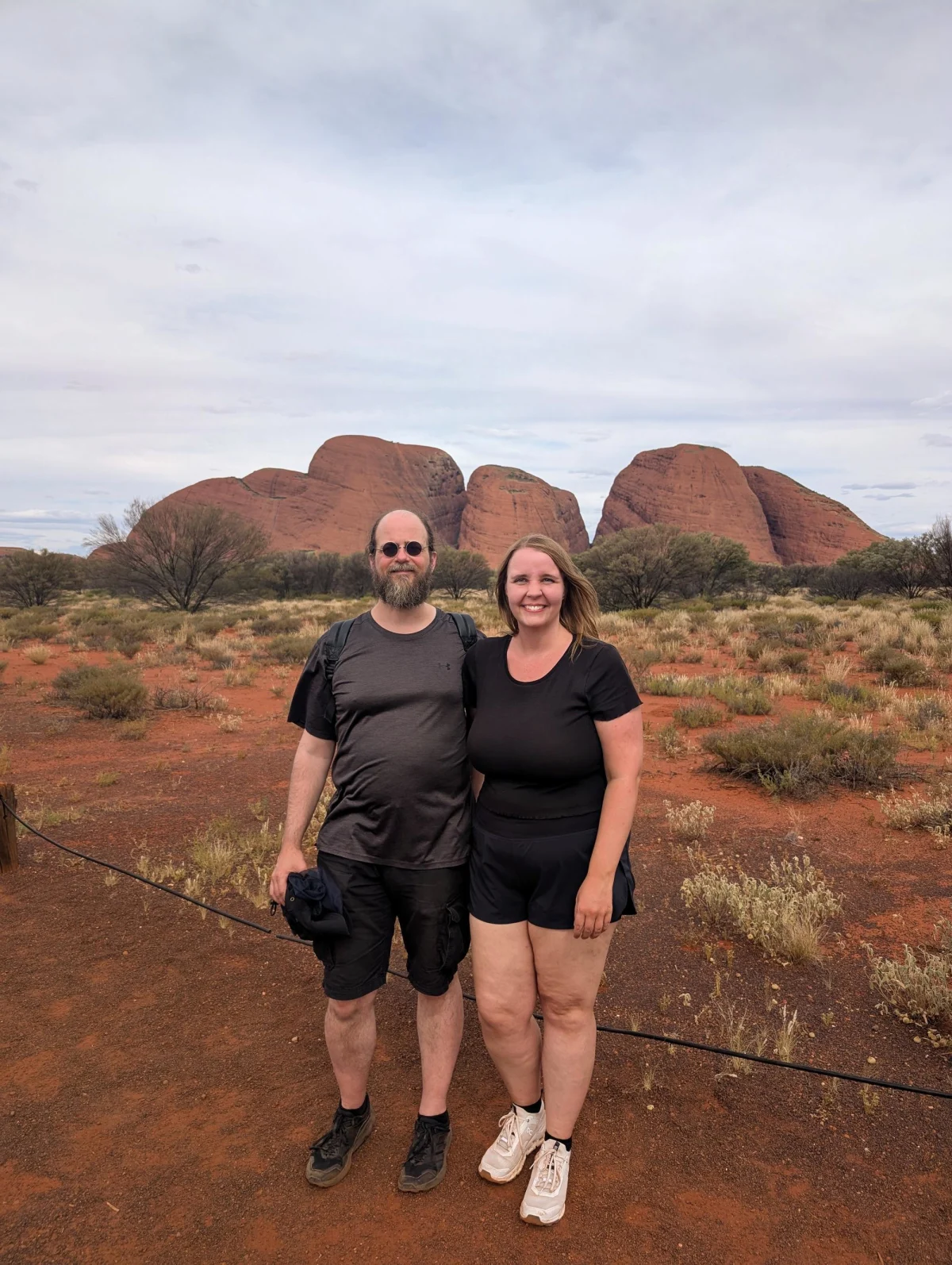 27_katatjuta_anna_chris_far_tpqdvn - Hallo Uluru!