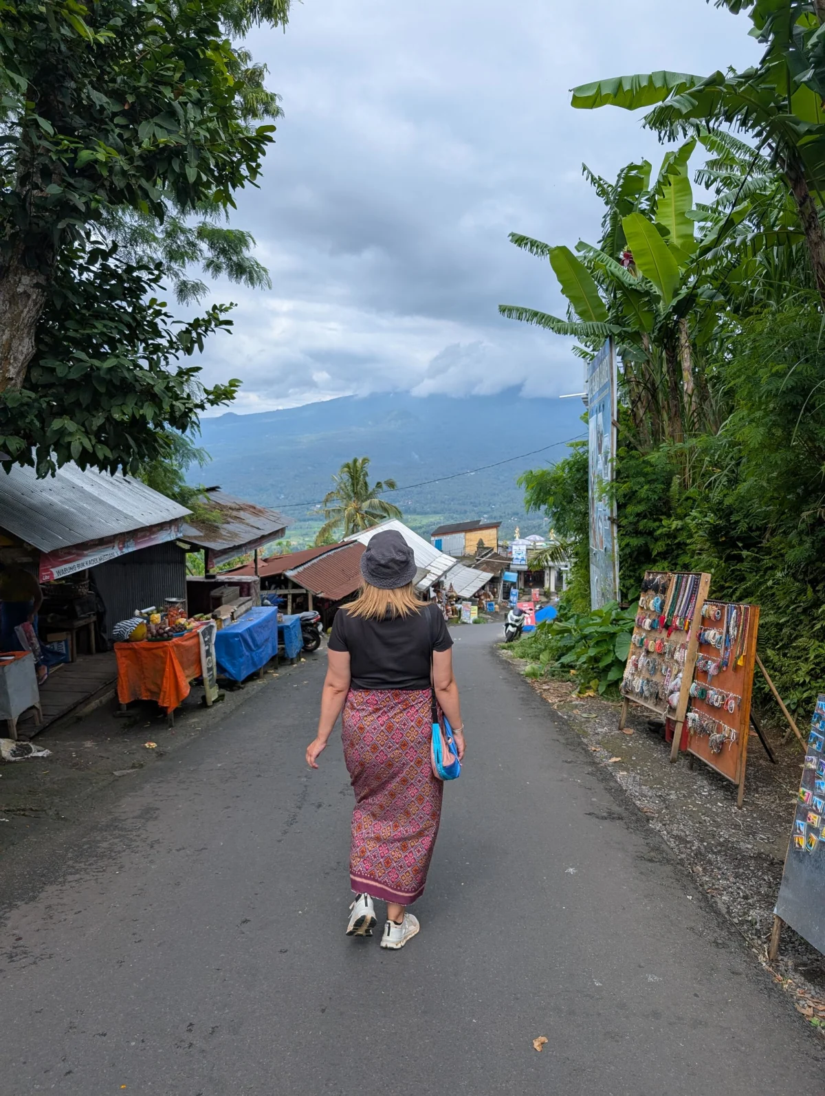 bali infinitygate view 2 gthnmr - Hallo Bali!