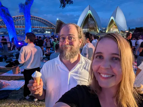 sydney nye selfie 2 e5z10k - Hallo 2025!