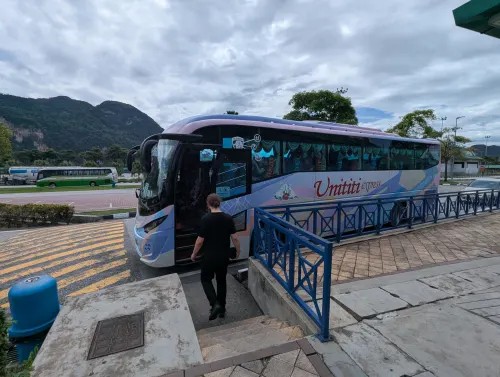 mys unititi bus oey6np - Heimweh