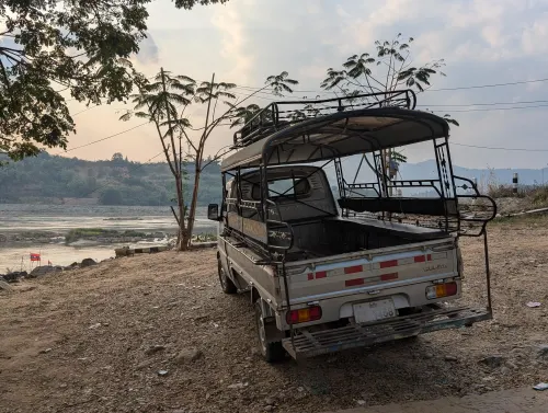 laos tuktuk 1 kgev3w - Hallo Laos!