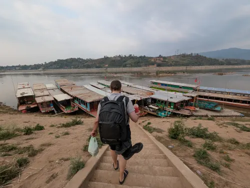 laos walk chris wn2vse - Hallo Laos!