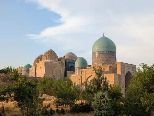 uz samarkand necropolis impression 02 nbzaj9 - Hallo Usbekistan!