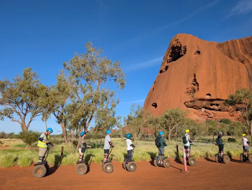 uluru segway queue jn3vun - Hallo Uluru!