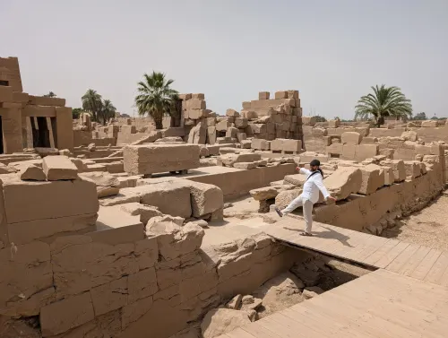 luxor karnak dig bridge chris vdrk5y - Hallo Luxor!