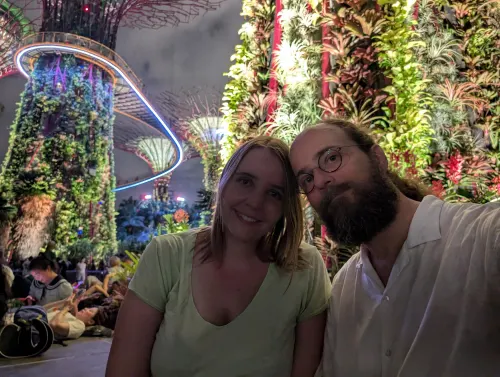 sg trees selfie dark vlns5e - Hallo Singapur!