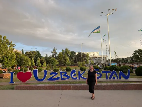 uz tashkent sign anna hwp279 - Hallo Usbekistan!