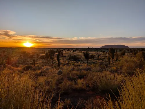 uluru sunrise 5 rdzdiq - Hallo Uluru!