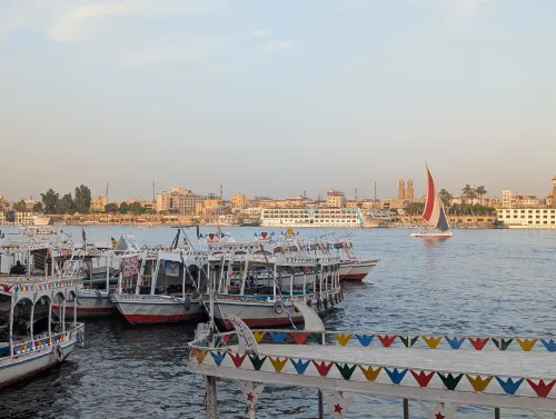luxor riverside boats wfzazu - Hallo Luxor!