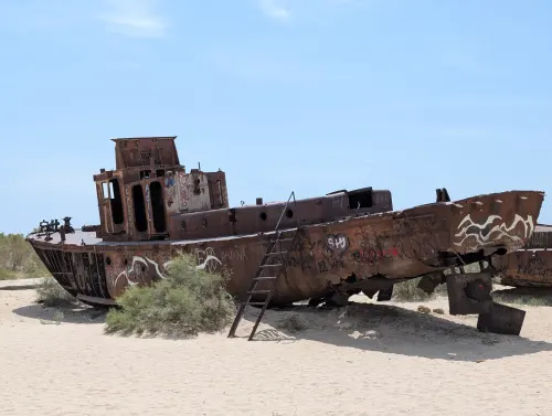 uz moynoq ships 05 igwm52 - Wo das Meer Verschwand