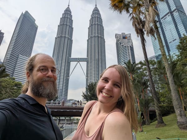 08_kl_petronas_selfie_amlwkv