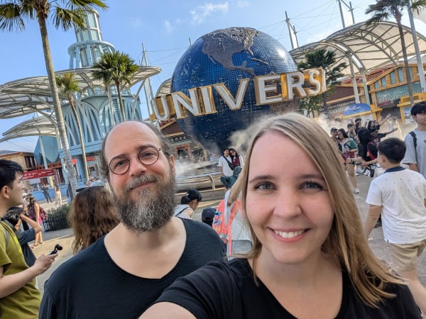 60_sg_universal_selfie_xqo205