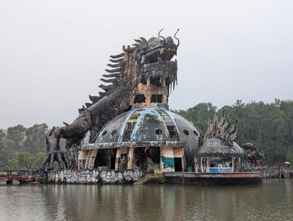 11_vn_hue_dragon_sea_jdyvbi