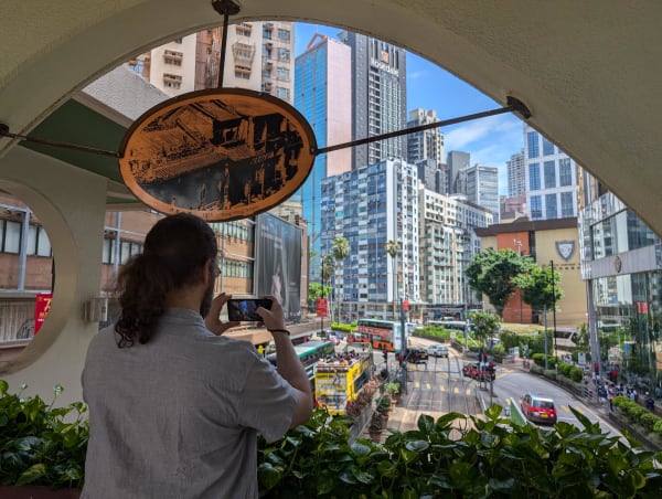 13_hk_causeway_bay_photo_lcetxq