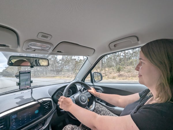 20_roadtrip_car_anna_zm6hrl