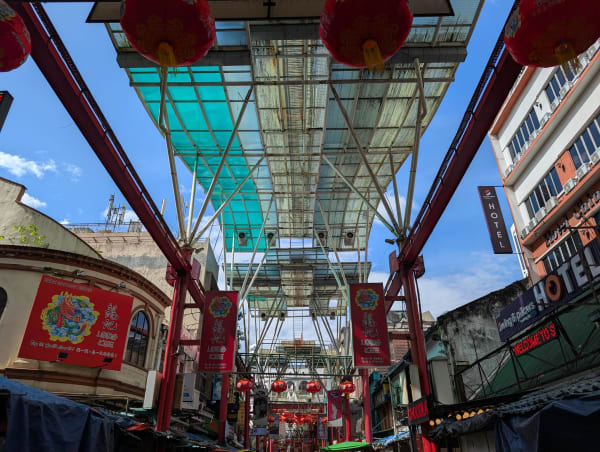 25_kl_market_roof_lgvnwm